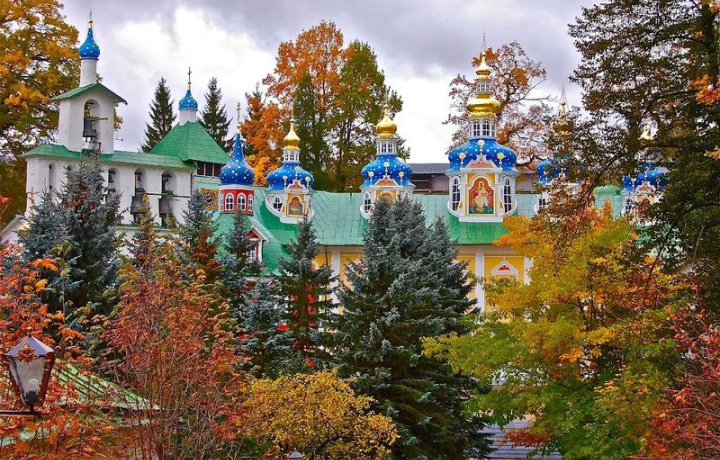 Старый Изборск и Псково-Печерский монастырь: путешествие к истокам Руси — фото 5